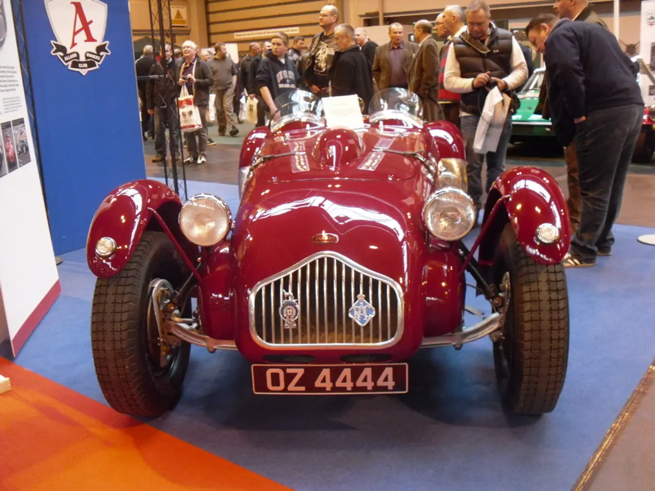 Tesla Offers Superchargers for Direct Business Purchase