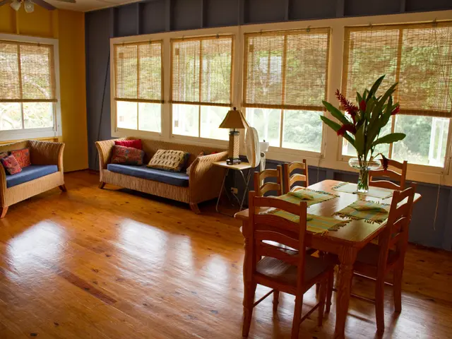 Antique Shopping in Paris: Preferred Parisian Markets for Antique Furniture and Décor According to...