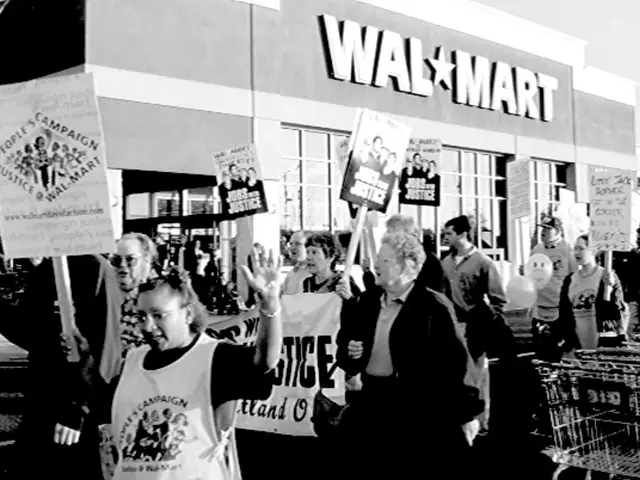 Tourism businesses in Mallorca struggle due to reduced tourist attendance following demonstrations...