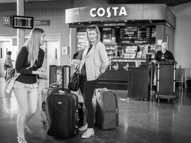 Traveling family encounters terror at Antalya airport