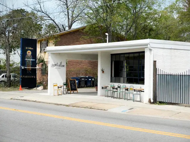 Exploring the Eatery Where Each Wall Holds a Unique History