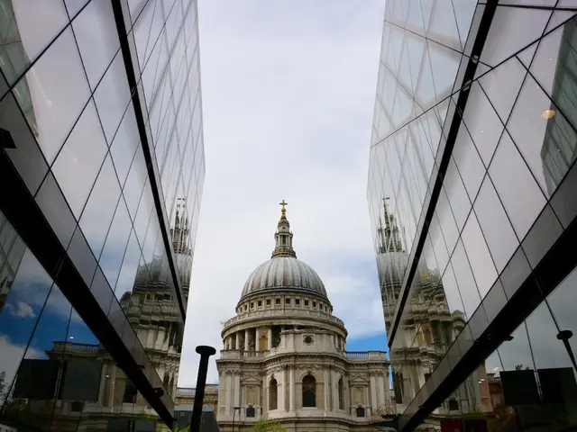 In this image on the right side and left side there are buildings, and in the center it looks like...